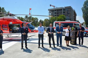 Въздушният трафик на международното летище Хонконг отбелязва двуцифрен ръст през февруари