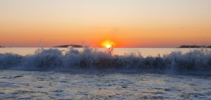 Разширяване на застрахователния план за грижи за възрастни хора