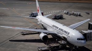 Japan Airlines казва, че пилотът многократно фалшифицира тестове за алкохол преди полети