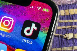 TikTok подготвя правна контраатака, заявява Shou Zi Chew