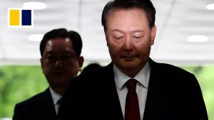 Върховният съд на Южна Корея преразглежда процеса на военно положение, за да си върне общественото доверие