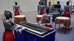 Хонконгските университети подкрепят учебни обиколки на тема AI, за да ухажват неместни студенти